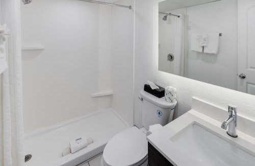 Myrtle Beach Hotel | Tropical Seas Hotel