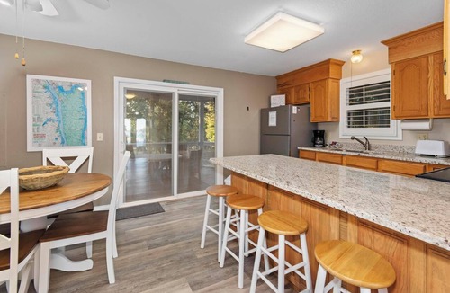 Grand Rivers Condo | Two Bedroom Harbor View Condo