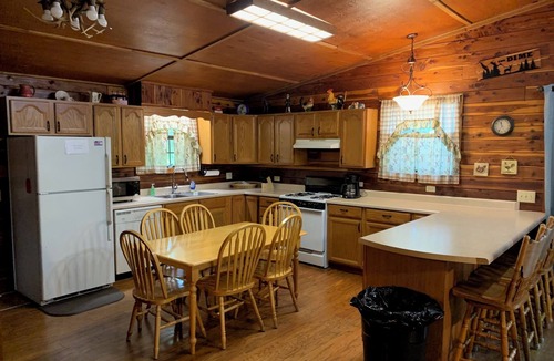 Norfork Cabin | Two cabins for larger or multi family visits to White river or Lake Norfork.