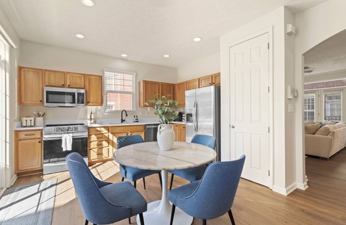 Carmel House | Two unit Townhome in Carmel Arts District!