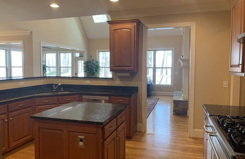 Seneca House | Ultimate Clemson lakefront retreat - 10 minutes to Death Valley with water views