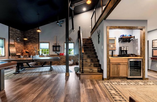 Talking Rock House | Ultimate Getaway w/Pool, Game Room & Custom Bar!