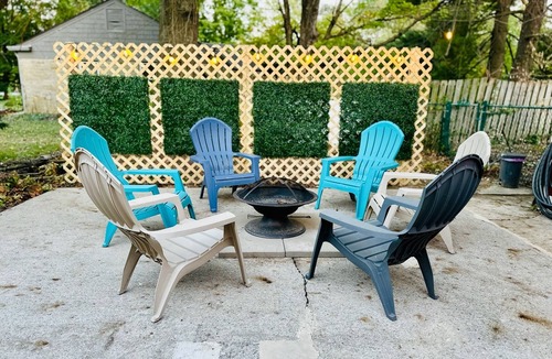 Indianapolis House | Ultimate Group Stay Ping-Pong, Firepit & Cozy Vibe, 4bdrm, 2 bath, 2 car garage