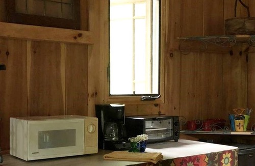 Upper Peachtree Cabin | Unique Accommodation with Sauna for a Glamping Experience near Nantahala River, North Carolina