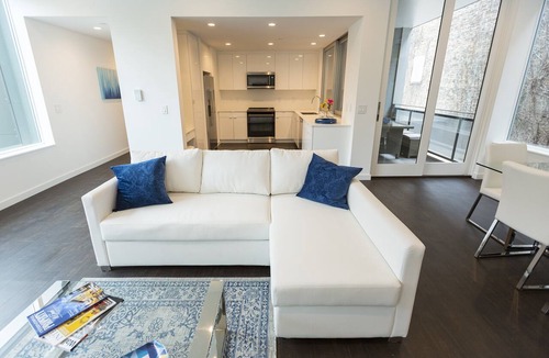 Over-the-Rhine Apartment | Unique, contemporary 1,500ft2 2BR/2.5BA apt - OTR