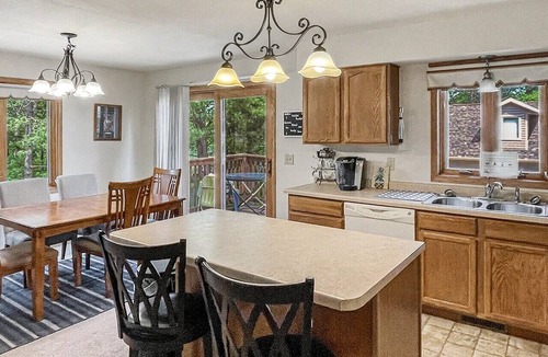 Tomahawk Apartment | Unit C 105 with 400 ft of frontage and close to town