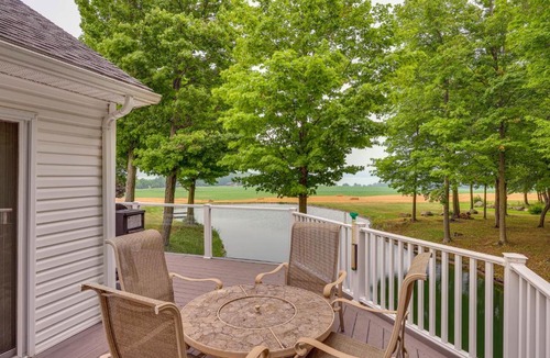 Town of Varick House | Unplug & Unwind! Romulus Family Gem w/Swim Pond
