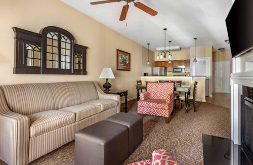 Berkeley Hotel | Unwind and Relax! Indoor & Outdoor Pools, Kitchen, Free Parking On-site!