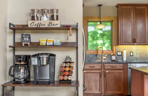 The Galena Territory Cabin | Upscale 5King Bed 5Bath w/Panoramic Views Pets Hot Tub Fire Pit Cinema Games
