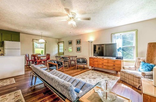 Lake Junaluska House | Upstairs, dog-friendly retreat with forest views, full kitchen, plus pool access