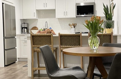 Homewood House | Uptown Annapolis - Peaceful, Sparkling, 1 Bed/1 Bath Apartment, Sleeps 3-4