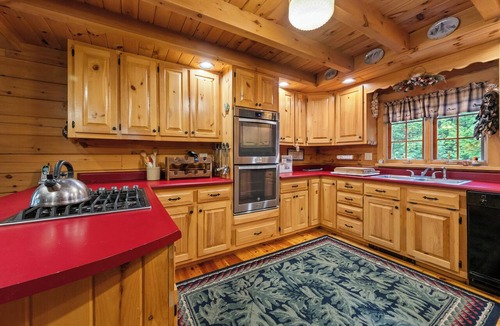 Rangeley Plantation House | VERY PRIVATE Rangeley Log Cabin | ATV & Snowmobile Access | Dog Friendly