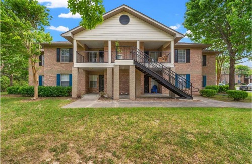 Myrtle Beach Apartment | Viagem Stunning 2BR with Pool, Gym & Parking