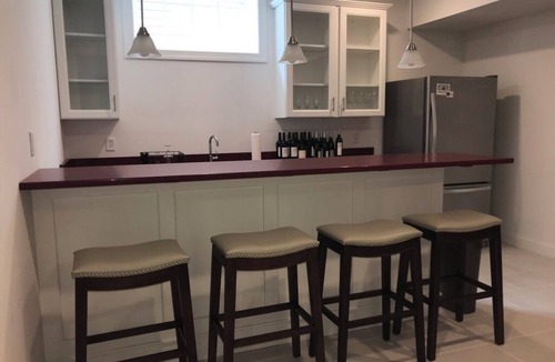 Northeast South Bend House | Vibrant & spacious home just a 10-minute walk from ND campus
