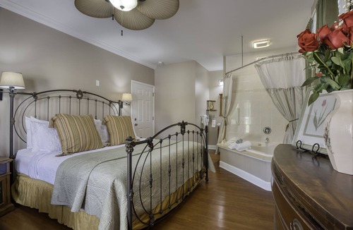 Old Town Bed & Breakfast | Victorian House Bed & Breakfast