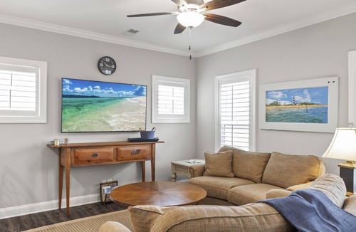 Morehead City House | Visit Blue Pelican located in Beaufort, North Carolina!