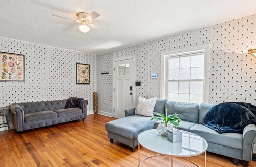 Old Irving Park House | Vrbo Property