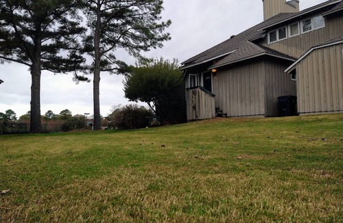 Kingsmill Condo | Walk to beaches, large beautiful 2bdrm two bath, "Kingsmill on the James"