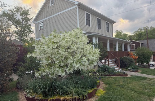 Historic Montford Apartment | Walk to Downtown, Historic Montford Studio, Free Parking, excellent reviews!