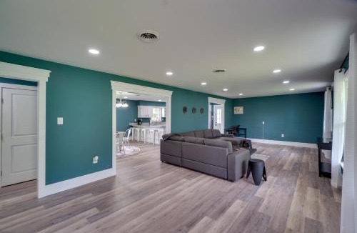 Shepherdstown House | Walk to Stores: Home in Historic Shepherdstown!