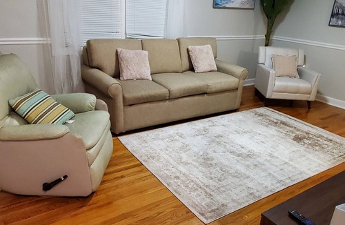 Portsmouth House | Walkable to the Casino and Family friendly! 3 bd/2 ba, full house, sleeps 8