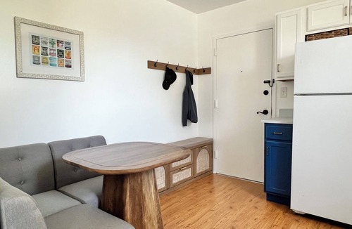 Fort Howard Apartment | Waterfront 1BR + Private Pier Tiki Lee’s Tournament Stay