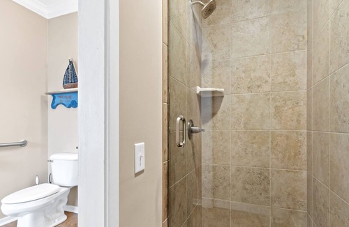 Southport Condo | Waterfront #3 King/Studio 1BR- Waterfront Downtown Southport- NO HIDDEN FEES!