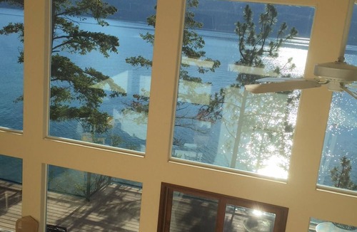 Finley Point House | Waterfront! Beach access! Booking now for summer 2027!