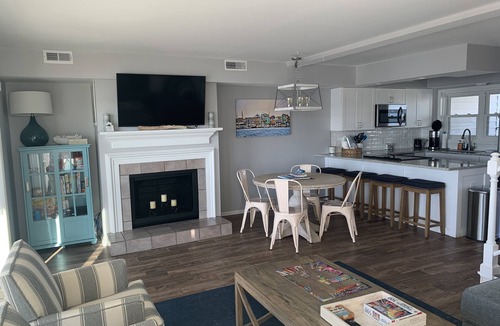 North Carolina Coast House | Waterfront-Beach, Boat Slip, Linens & Amenities