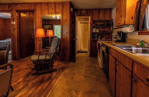 Benton Cabin | Waterfront Cabin for up to 6