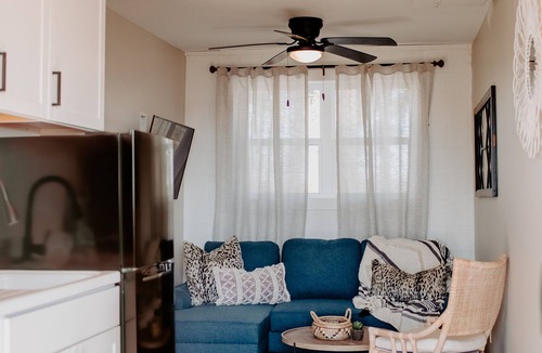 Millsboro Cottage | WATERFRONT Completely Renovated Cozy Mid Century Rental Unit #3