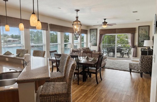 Foley Apartment | Waterfront Condo w Boat Dock & Fishing