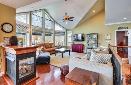 Lake Secession House | Waterfront Getaway w/Fire Pit + Game Room!