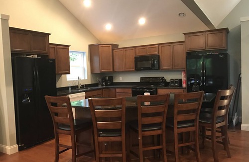 La Follette House | Waterfront Home. 9 Room/5 Bath, 2 Story Dock, Sleeps 19.