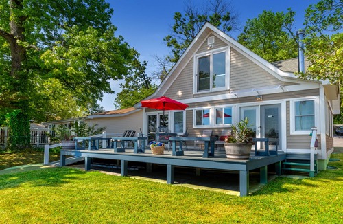 Edgewater House | Waterfront home with spacious deck, dock, washer/dryer & central AC