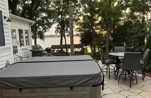Twin Lakes House | Waterfront home with private hot tub and pier on Lake Elizabeth!