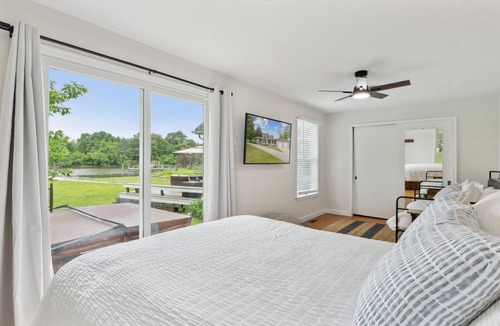 Chester House | Waterfront Hot Tub, Fire Pit & Views