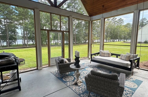 Prosperity House | Waterfront Lake Murray Retreat 4BR/4.5BA w/Dock