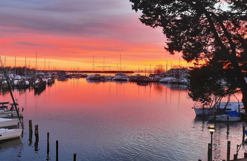 Eastport Condo | Waterfront Resort Condo Amazing Views & Amenities