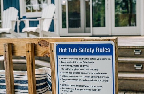 Deltaville House | Waterfront retreat on Sturgeon Creek/Kayaks & Hot tub
