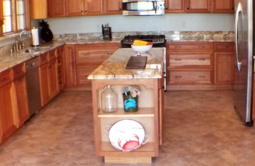 Lancaster House | Waterfront Retreat w/Pool, Hot Tub, Dock & Sand Beach. Relax & enjoy the Rivah!
