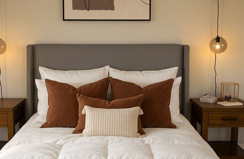 Reston Bed & Breakfast | Waterside - Unit 24 Reston