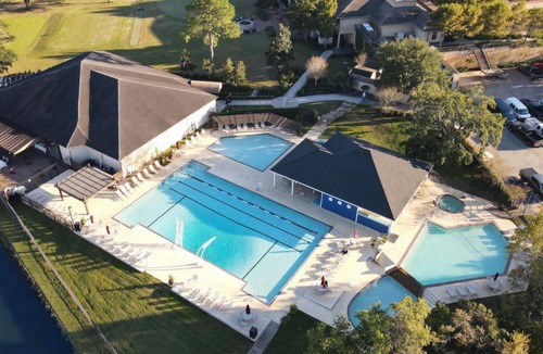 April Sound House | Waterviews, steps into the water, King bed, Dog friendly, EV charging
