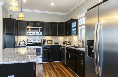 Long Beach House | Waterway Haven: Family Friendly House Overlooking Intracoastal Waterway
