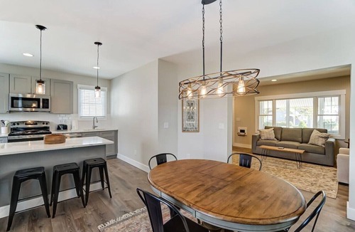 Hamilton House | Webster Ave · Close to entertainment, shopping and restaurants