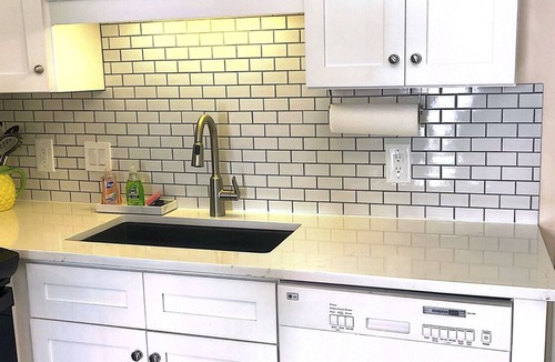 North Carolina Coast Condo | Welcome to Bikini Bottom enjoy the ocean or pool. 1 block to beach.