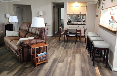 Corinth House | Welcome to our charming farmhouse retreat nestled in the Kentucky countryside.