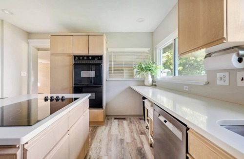 Speed House | Welcome to Skyline Point ~ Beautiful Panoramic view of the Louisville Skyline