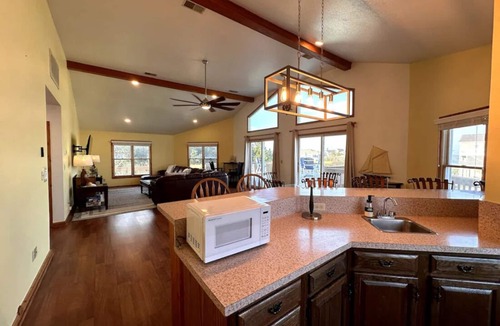 Whalehead Beach House | WhaleSound -Pool/Pet Friendly/0.2 mile to Beach