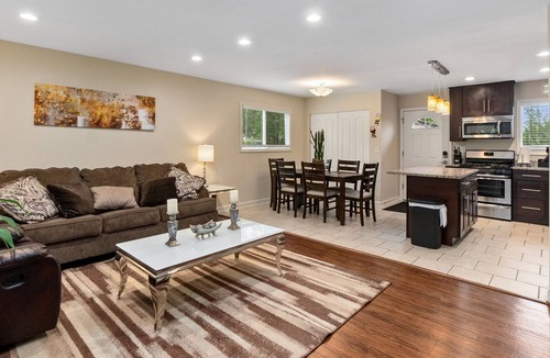 Wheeling House | Wheeling Rental